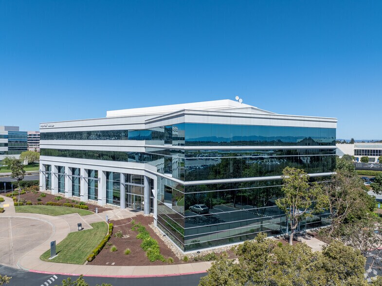 More Photos Of 100 Redwood Shores Pky, Redwood City Office For Lease
