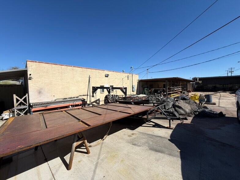 More Photos Of 3122-3144 E Columbia St, Tucson Research And Development For Sale