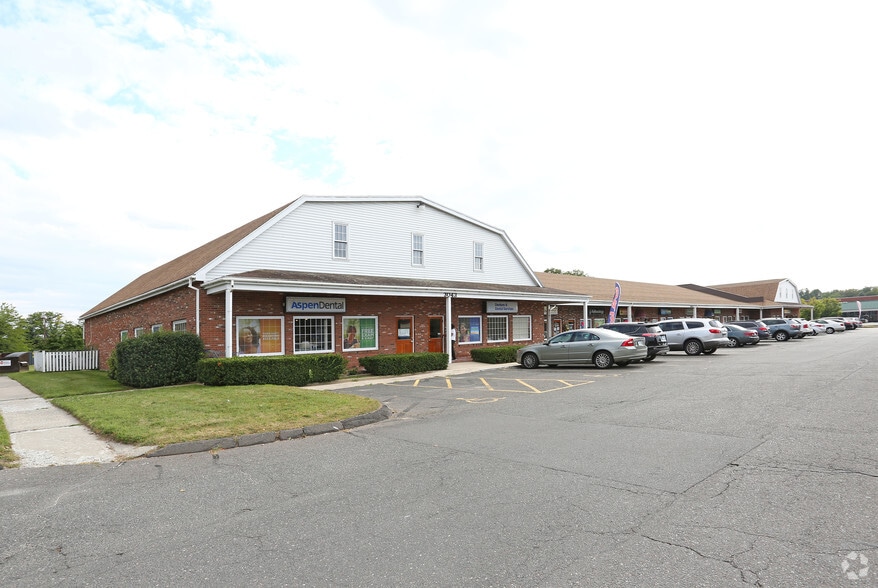 More Photos Of 3039 Main St, Glastonbury Storefront For Lease