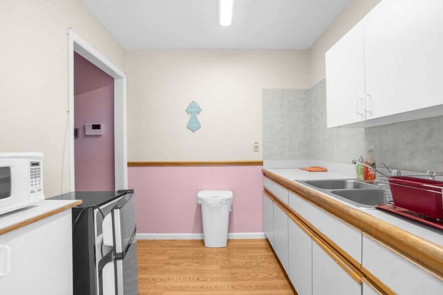 More Photos Of 309 S Main St, Brooksville Specialty For Sale