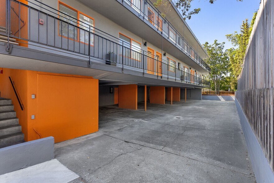 More Photos Of 1610 Milvia St, Berkeley Apartments For Sale