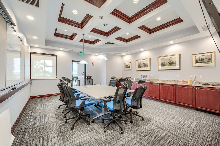 More Photos Of 24031 Tamiami Trl, Bonita Springs Office For Lease