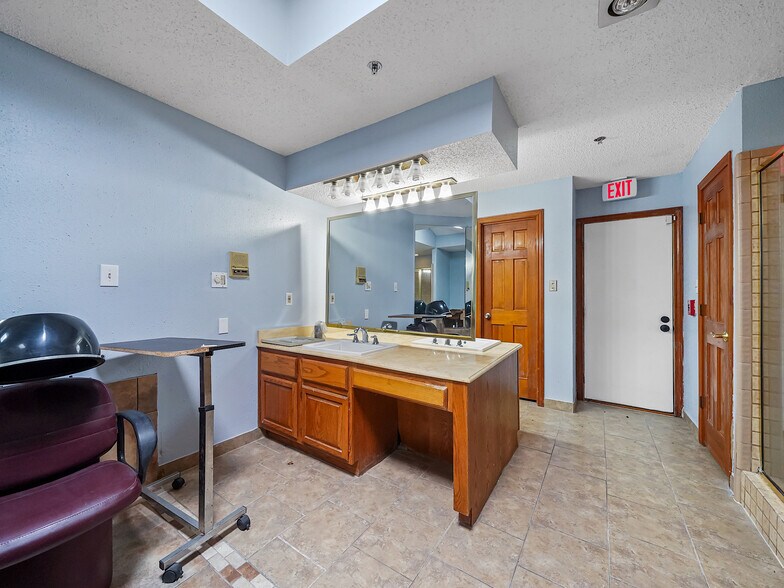 More Photos Of 510 Enchanted Hollow Dr, Spring Assisted Living For Sale