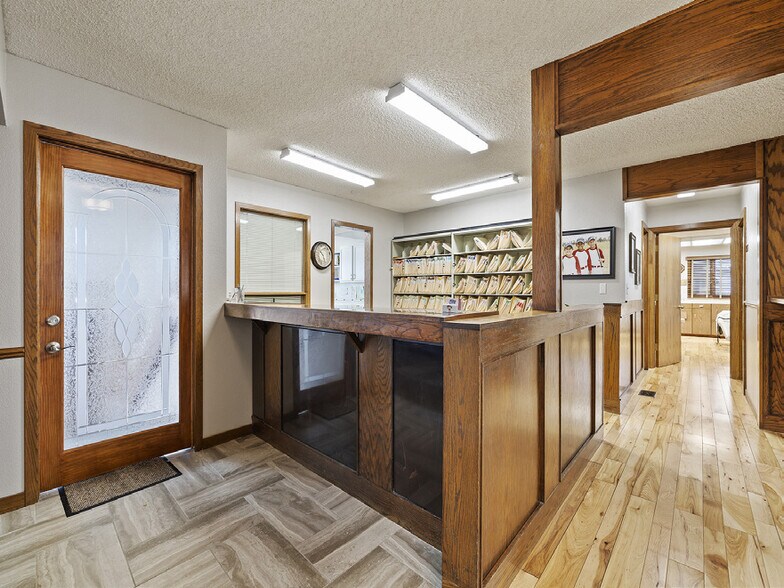 More Photos Of 1513 Riverside Ave, Fort Collins Office For Sale