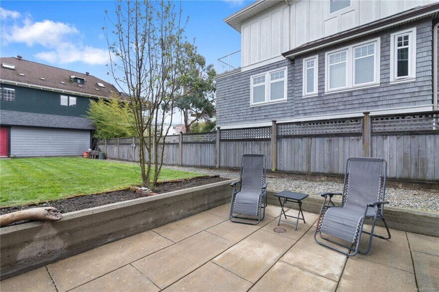 More Photos Of 421 Vancouver St, Victoria Apartments For Sale