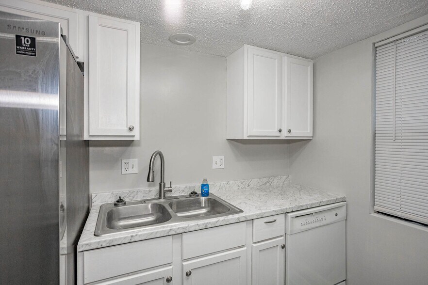 More Photos Of 3108 Eaton St, Kansas City Multifamily For Sale