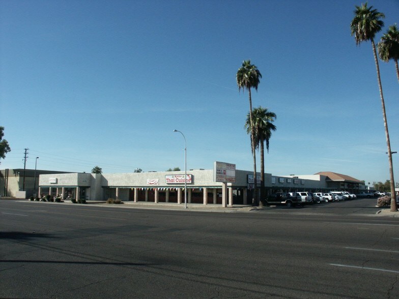 More Photos Of 3515-3559 W Northern Ave, Phoenix General Retail For Lease