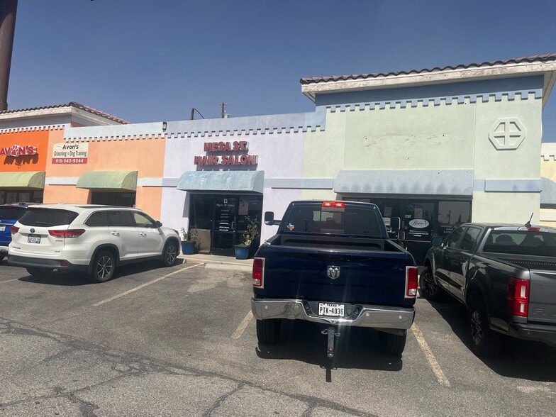 More Photos Of 3500 N Mesa St, El Paso Unknown For Lease