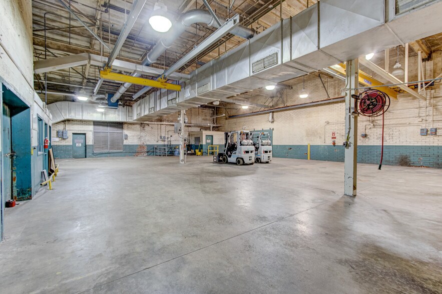 More Photos Of 418 Ascauga Lake Rd, Graniteville Manufacturing For Lease