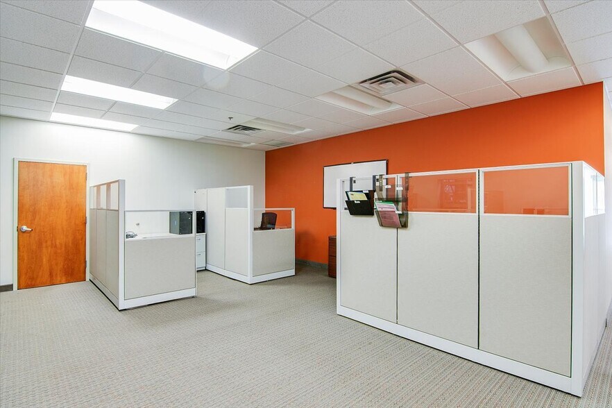 More Photos Of 3 Luger Rd, Denville Warehouse For Lease