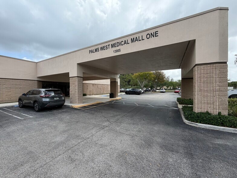 More Photos Of 13005 Southern Blvd, Loxahatchee Medical For Sale