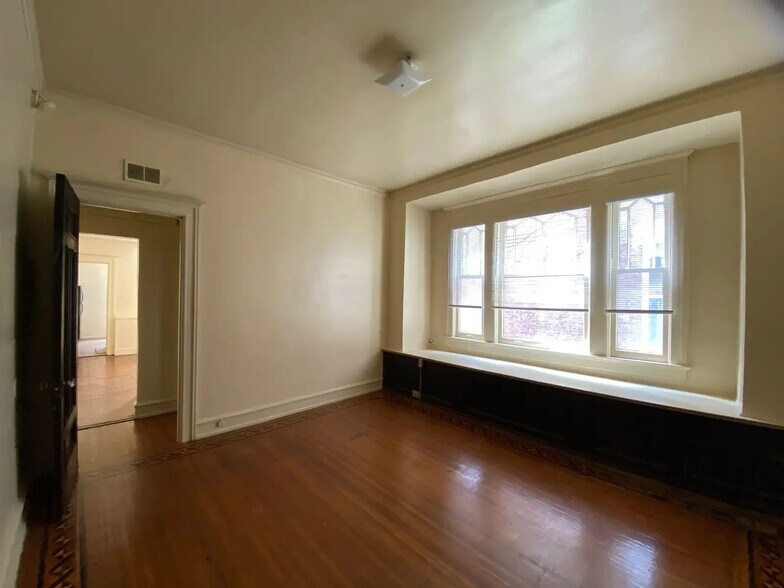 More Photos Of 1229 S 4th St, Louisville Apartments For Sale
