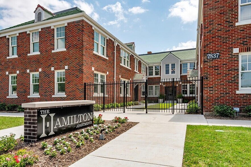 More Photos Of 2837 Hemphill St, Fort Worth Apartments For Sale