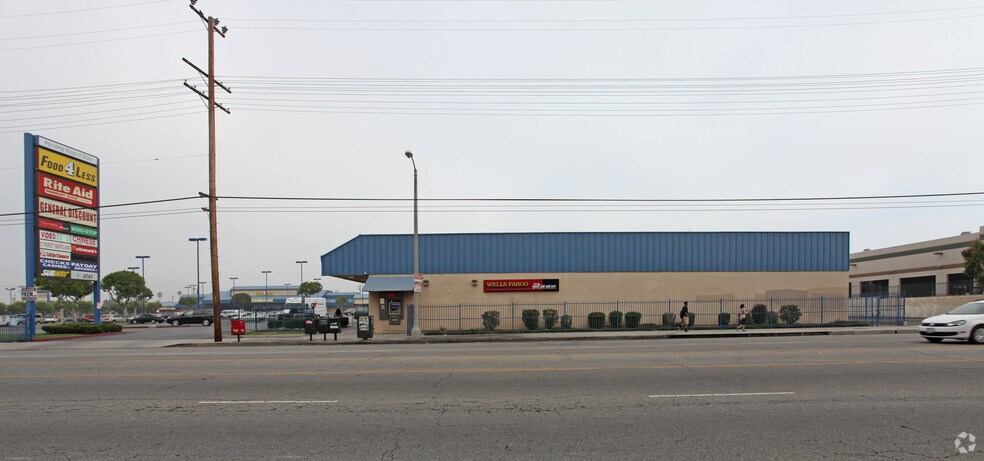 More Photos Of 12727-12765 Van Nuys Blvd, Pacoima Unknown For Lease