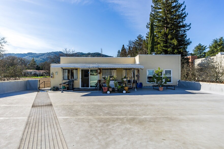 More Photos Of 290 Seminary Ave, Ukiah Storefront Retail Residential For Sale