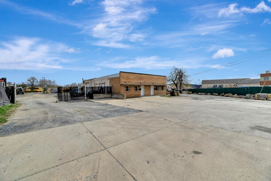 More Photos Of 1014 S Market, Wilmington Land For Lease