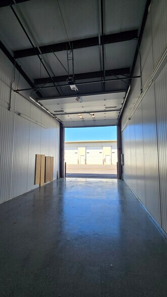 More Photos Of 3656 Stagecoach Rd, Longmont Warehouse For Sale