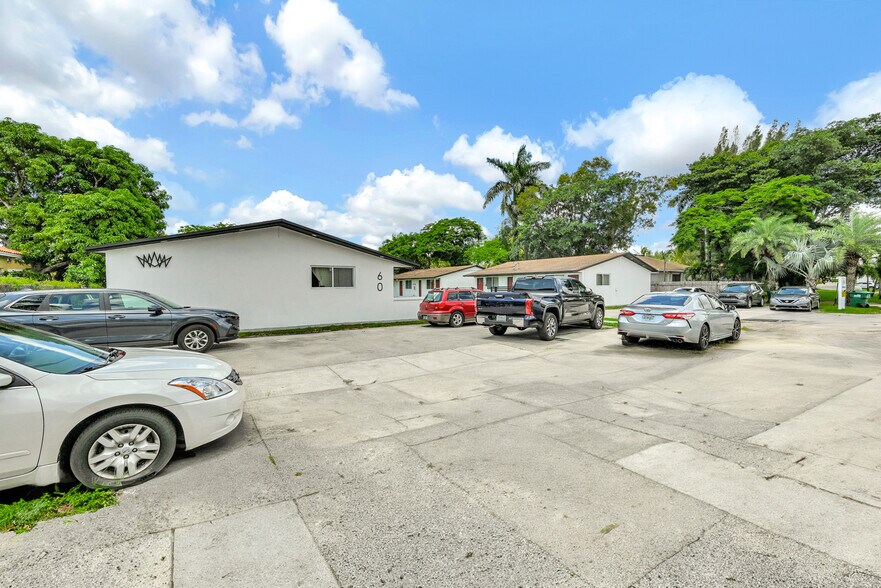 More Photos Of 60 NW 161st St, Miami Apartments For Sale