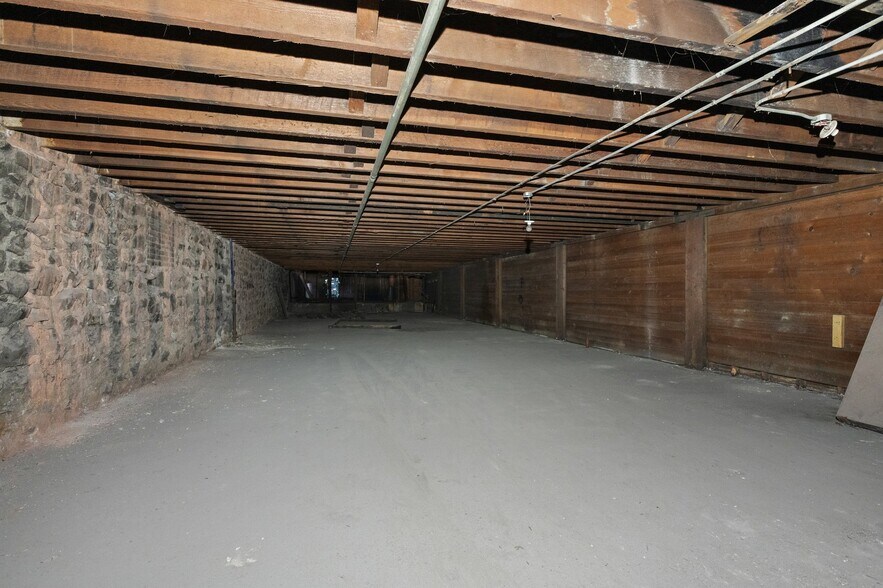 More Photos Of 115 S Jefferson St, Spokane Apartments For Lease