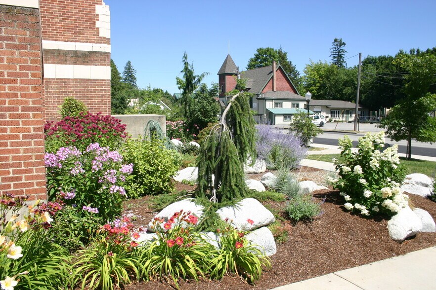 More Photos Of 102 S Euclid Ave, Sandpoint Medical For Lease