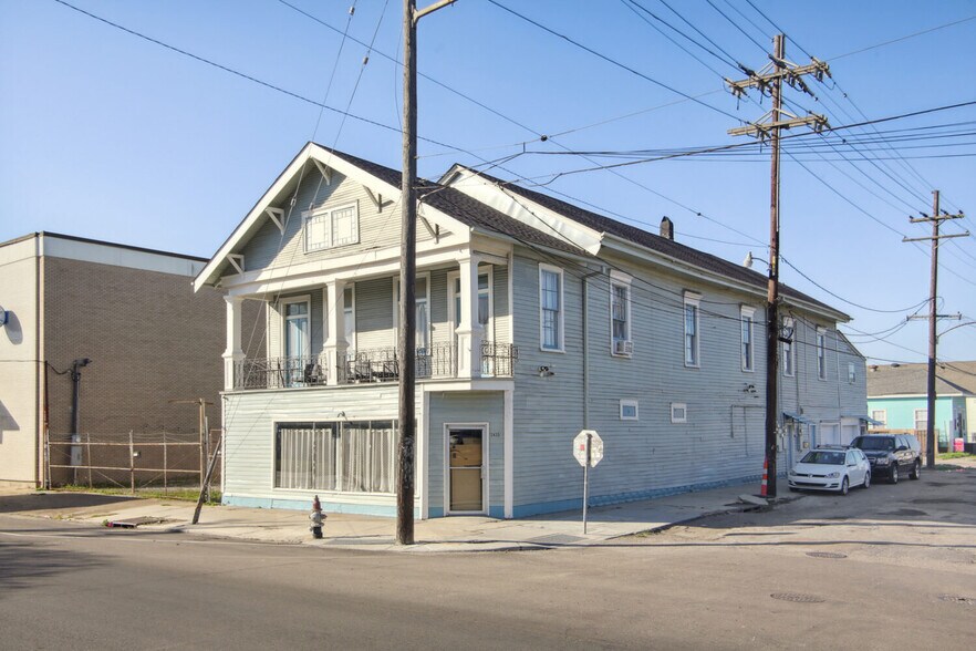 More Photos Of 1104 Music St, New Orleans Hotel For Sale