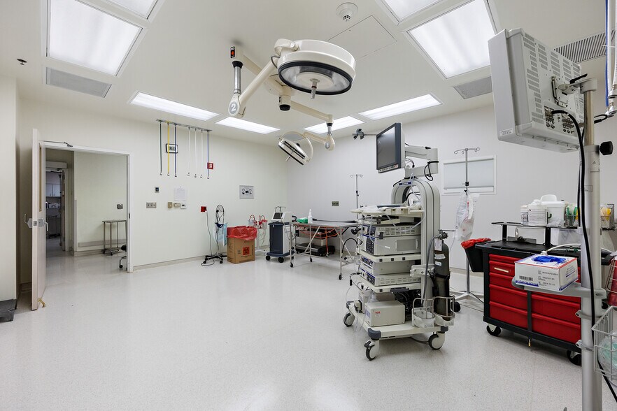 More Photos Of 3610 N University Dr, Nacogdoches Healthcare For Sale