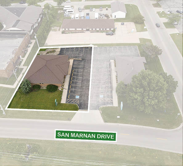 More Photos Of 305 E San Marnan Dr, Waterloo Medical For Sale