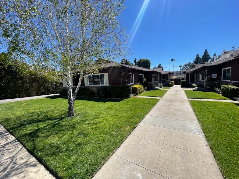 Primary Photo Of 14330 Albers St, Sherman Oaks Apartments For Sale