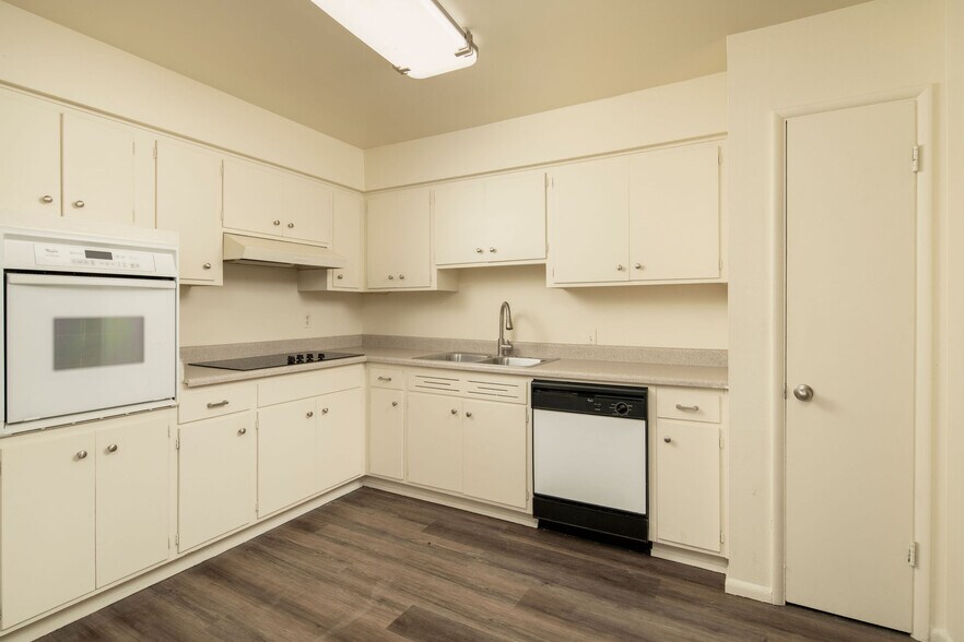 More Photos Of 5250 N 20th St, Phoenix Apartments For Sale