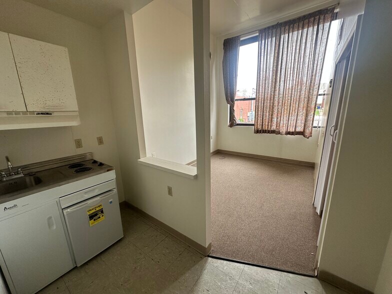More Photos Of 215 Lelia St, Pittsburgh Apartments For Sale