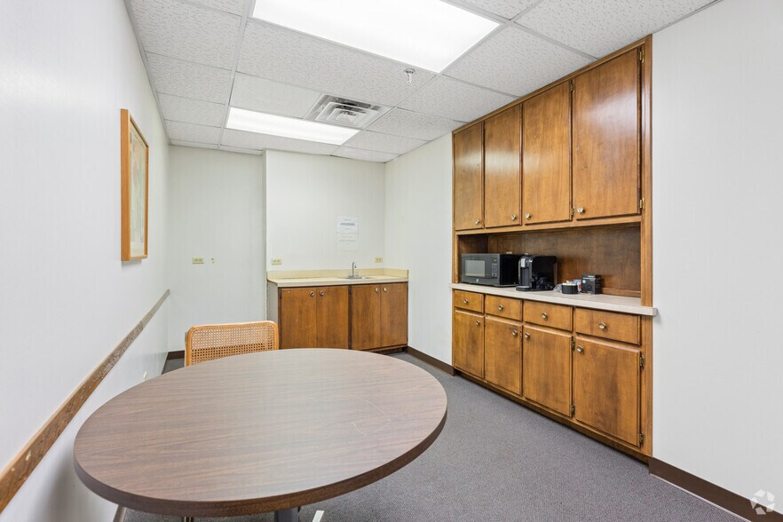 More Photos Of 800 Indiana Ave, Wichita Falls Unknown For Sale
