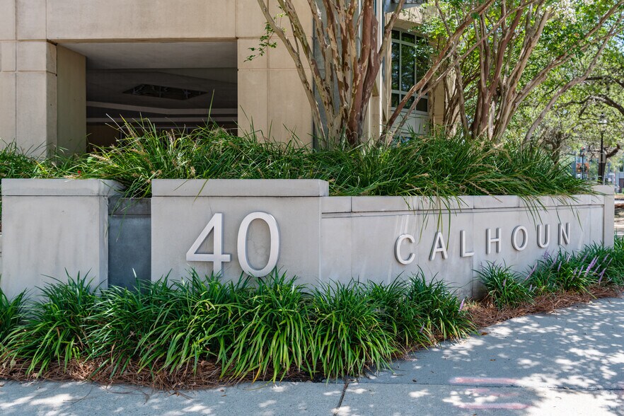 More Photos Of 40 Calhoun St, Charleston Office For Lease