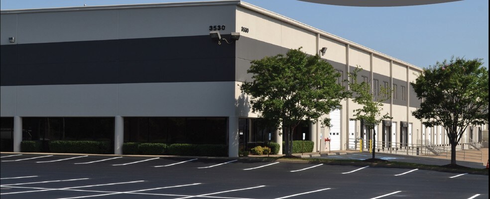 More Photos Of 3530 E Raines Rd, Memphis Distribution For Lease