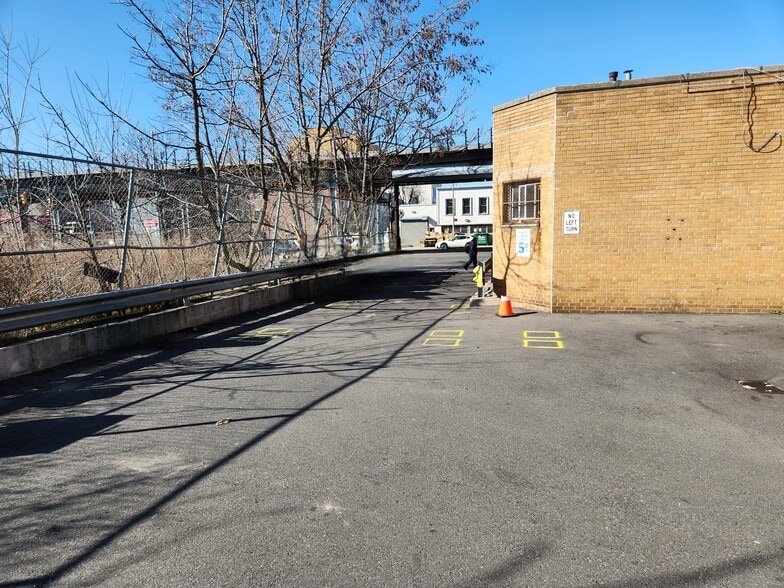 More Photos Of 1882-1912 Atlantic Ave, Brooklyn Warehouse For Lease