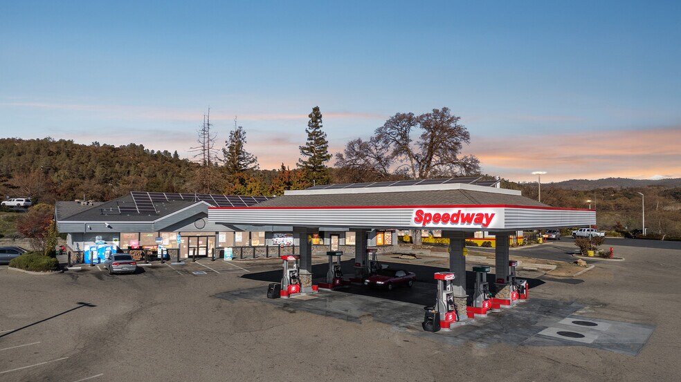 More Photos Of 13778 Mono Way, Sonora Service Station For Sale