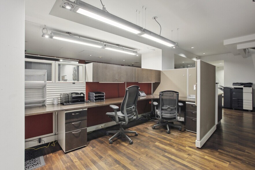 More Photos Of 730 17th St, Denver Office For Sale