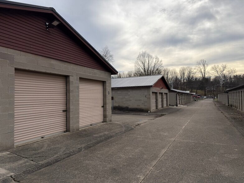 More Photos Of 148 Hamon Dr, Scott Depot Self Storage For Sale
