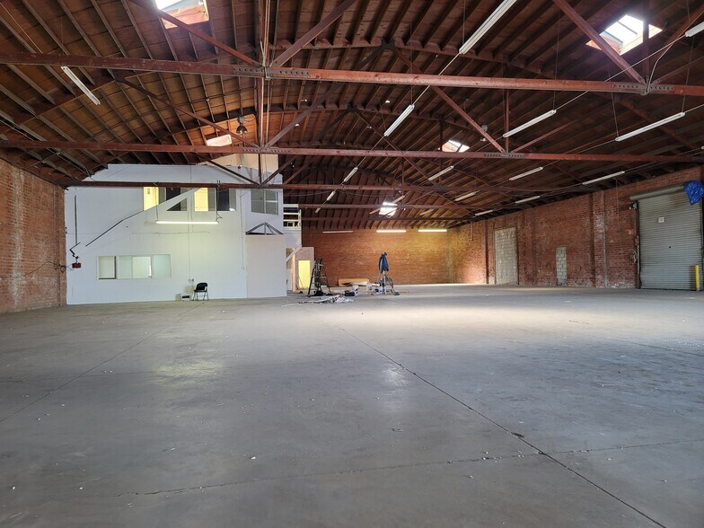 More Photos Of 4255 District Blvd, Vernon Warehouse For Sale