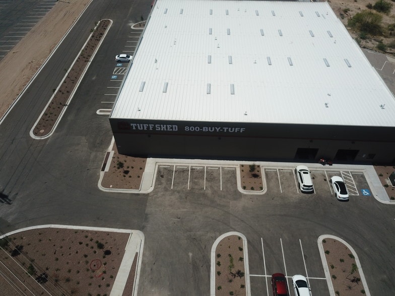 More Photos Of 8736 Gateway Blvd E, El Paso General Retail For Lease