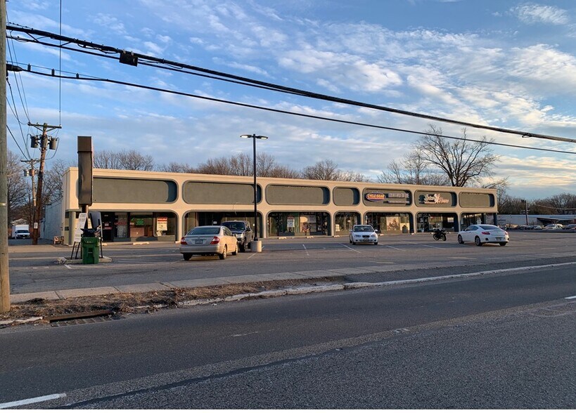 More Photos Of 2058 State Route 27, Edison Unknown For Lease