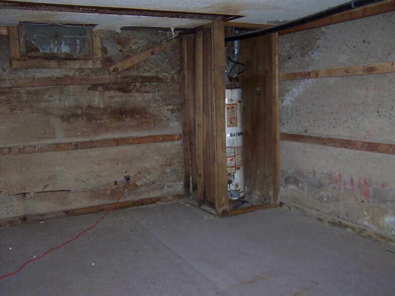 More Photos Of 516 W Lancaster Blvd, Lancaster Freestanding For Lease