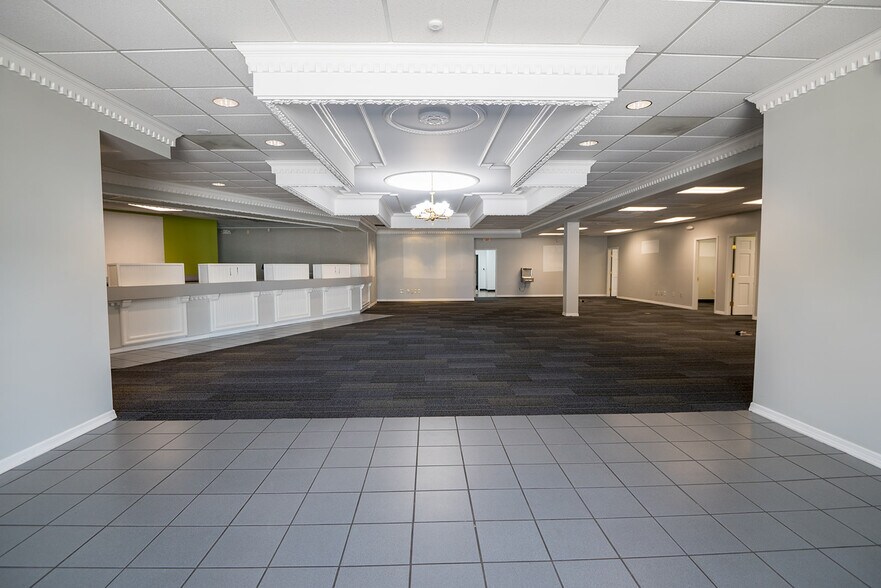 More Photos Of 300 W Main St, Lake Butler Storefront Retail Office For Sale