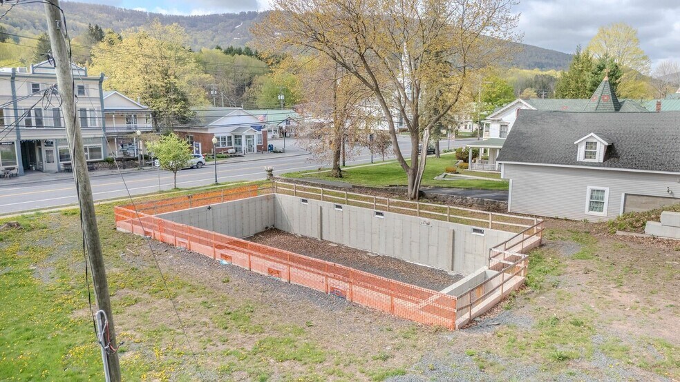 More Photos Of 5364 Sr 23, Windham Flex For Sale