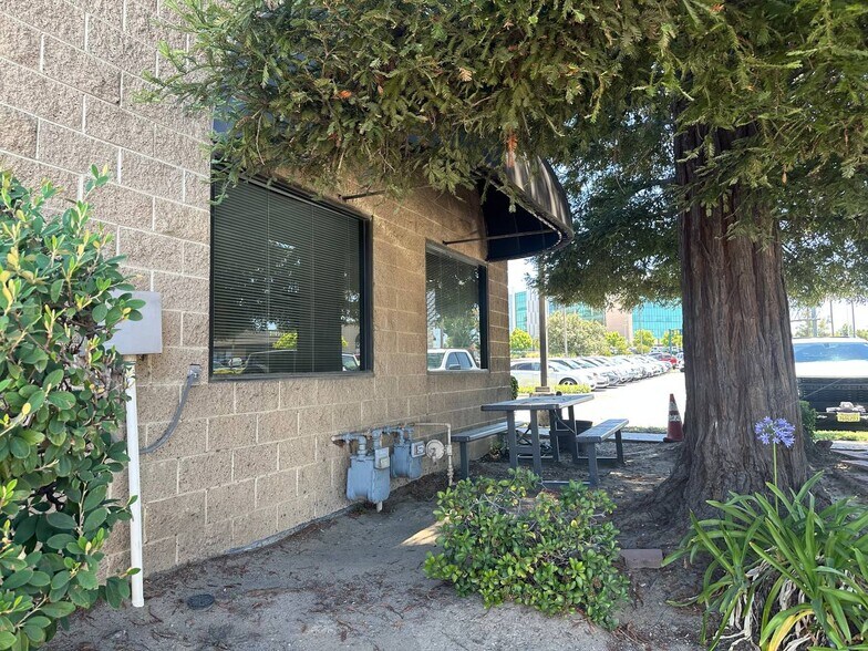 More Photos Of 1001 Melody Ln, Roseville Land For Lease