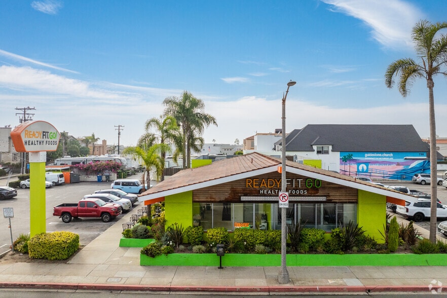 More Photos Of 1025 Pacific Coast Hwy, Hermosa Beach Restaurant For Lease