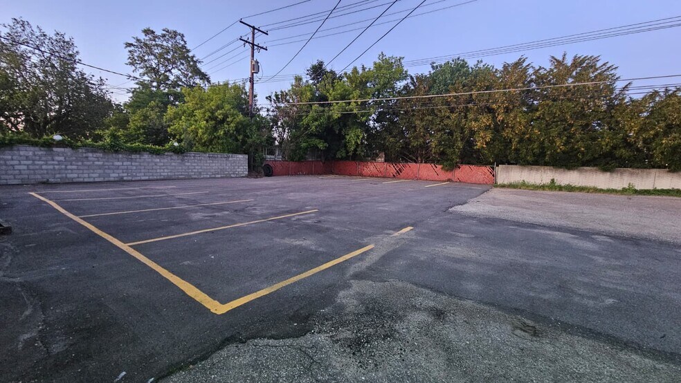More Photos Of 50310 Van Dyke Rd, Shelby Township Coworking Space