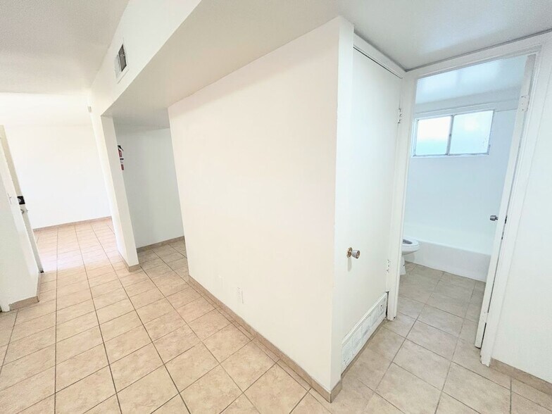 More Photos Of 1710 S Jefferson Ave, Tucson Apartments For Sale