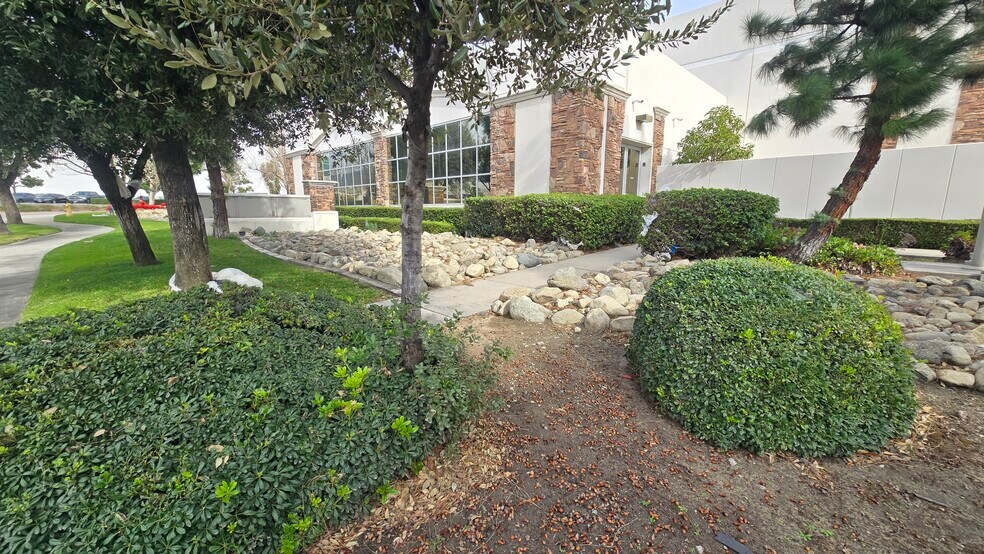 More Photos Of 2491 W Walnut Ave, Rialto Industrial For Sale