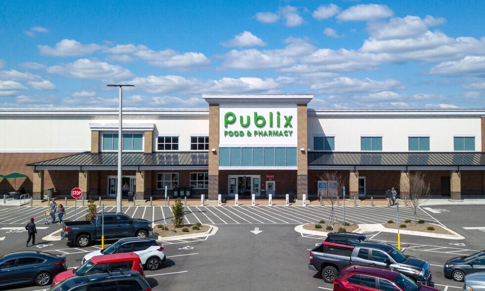 More Photos Of Western Blvd, Jacksonville General Retail For Sale