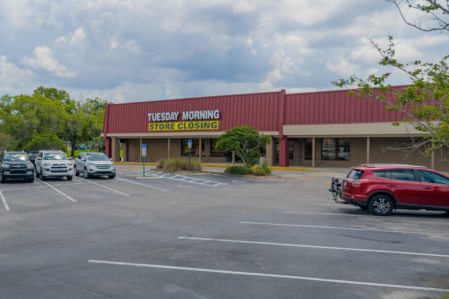 More Photos Of 291-311 Blanding Blvd, Orange Park General Retail For Lease
